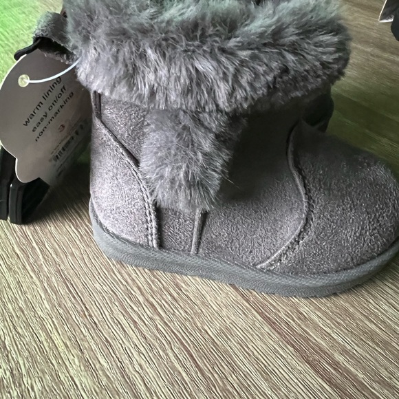 Baby boots - Picture 3 of 3